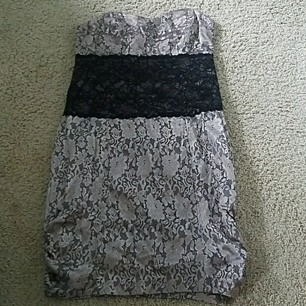Arden b strapless dress size medium